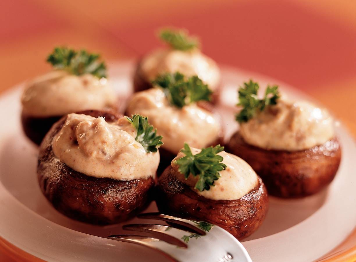 Kastanjechampignons met ansjoviscrème