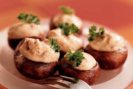Kastanjechampignons met ansjoviscrème
