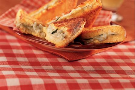 Wentelteefjes met gorgonzola en rozemarijn