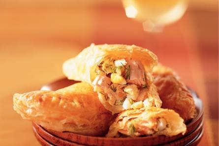 Piroschki met gerookte zalm