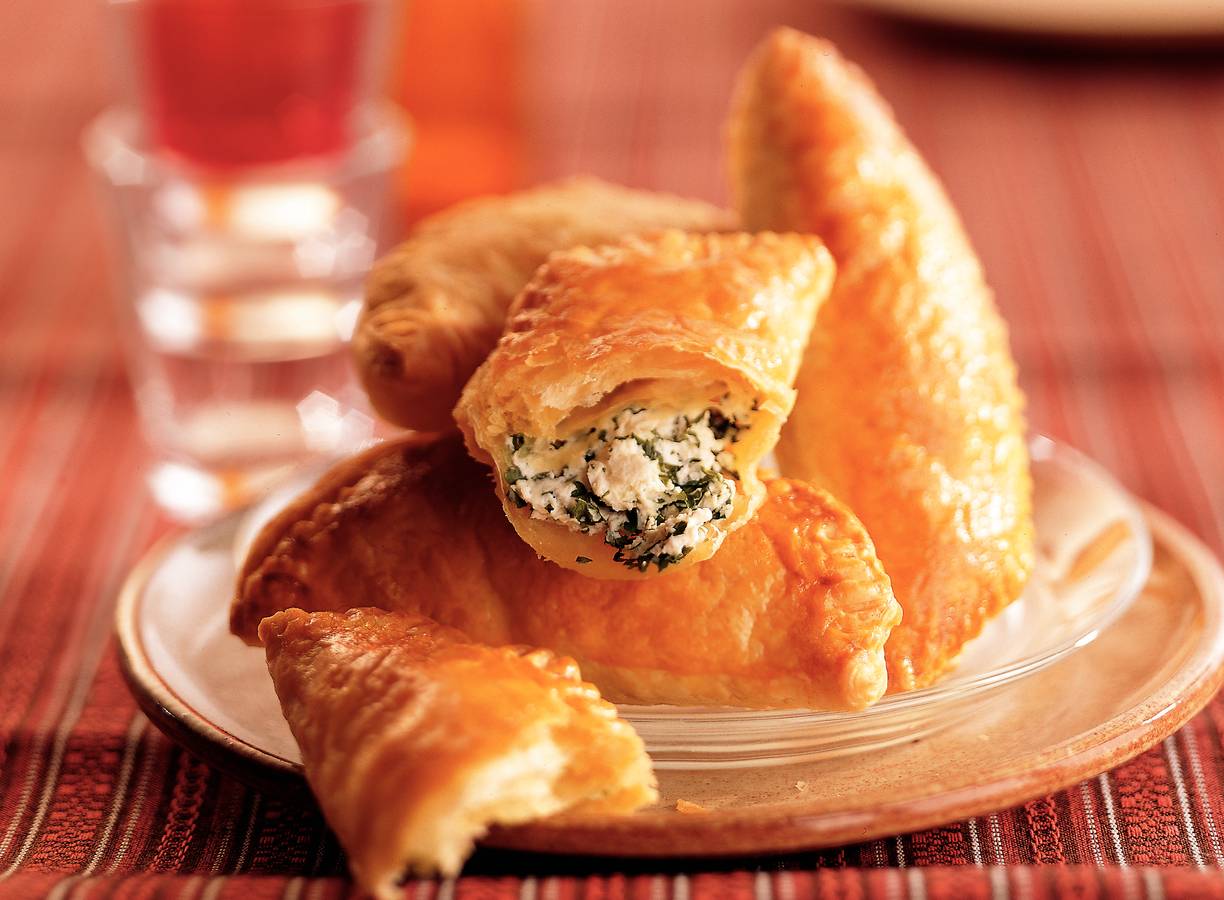 Piroschki met kruidenricotta