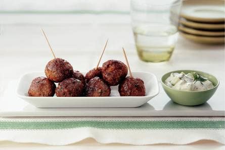 Gehaktballetjes met muntsaus