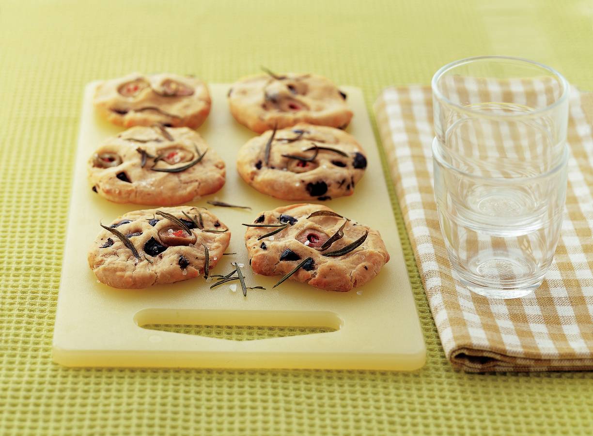 Minifocaccia met olijven