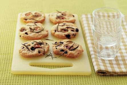 Minifocaccia met olijven