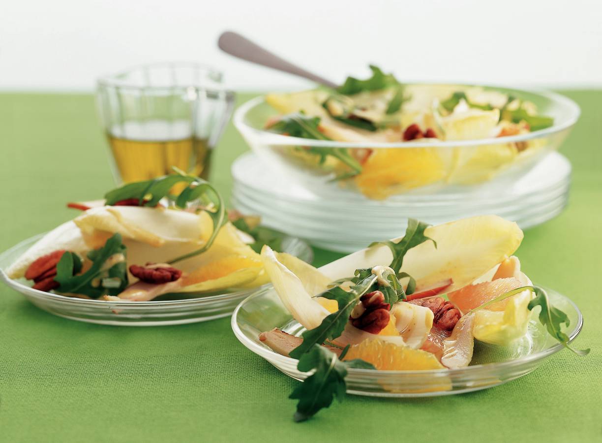Witlofsalade met citrusfruit en honing-mosterddressing