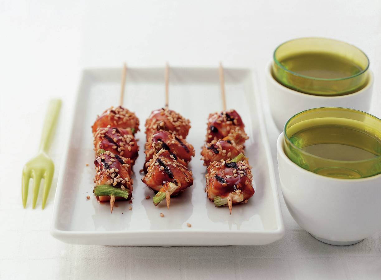 Japanse kipspiesjes met sesamzaad