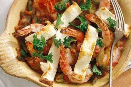 Gegrilde garnalen met tomatensaus