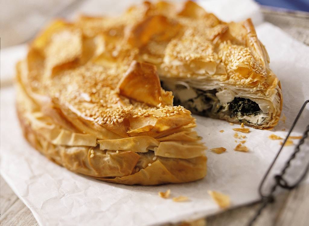 Hartige filodeegtaart met spinazie en kaas