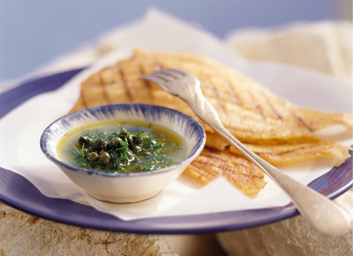 Gegrilde tong met kappertjessaus