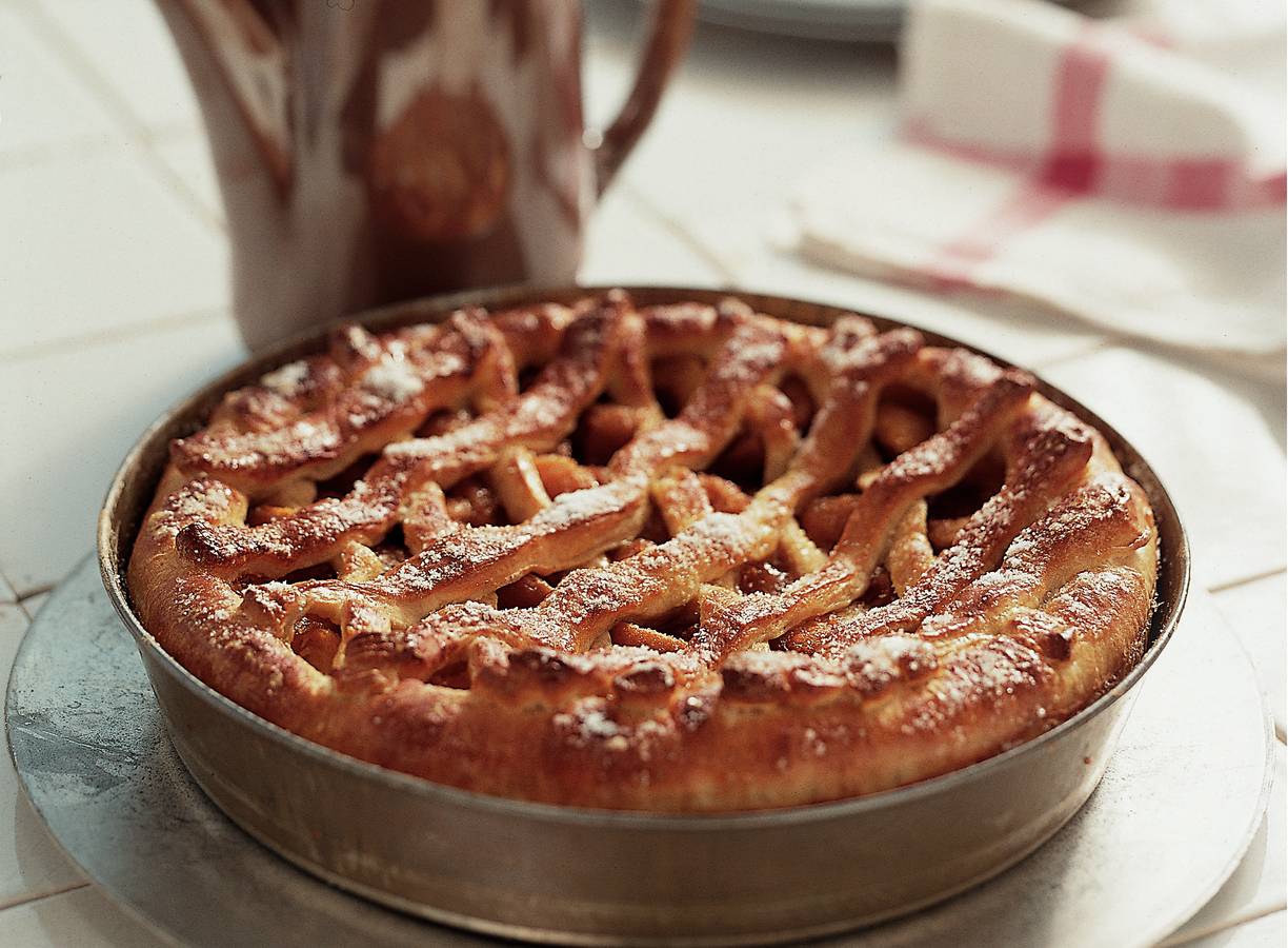 Verse fruitvlaai met abrikozen