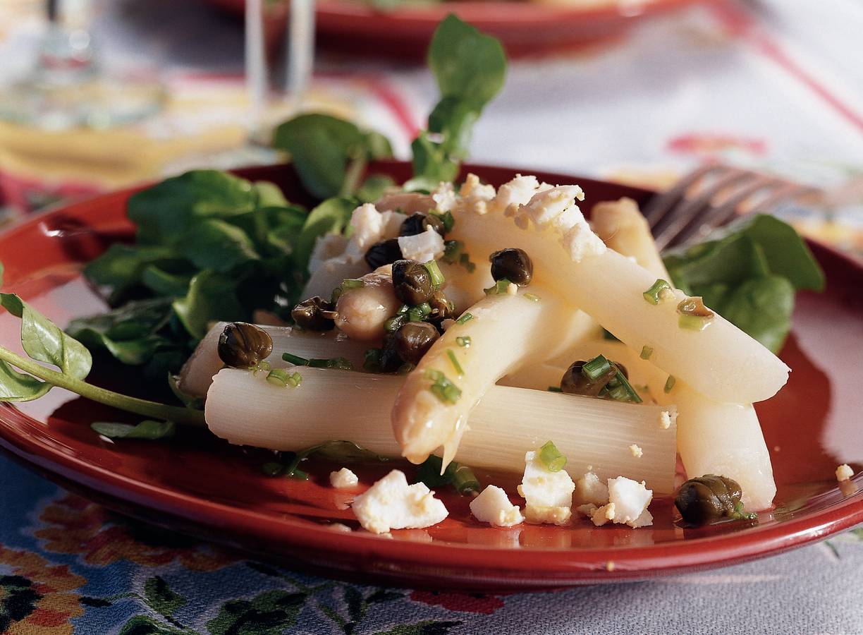 Witte asperges met vinaigrette