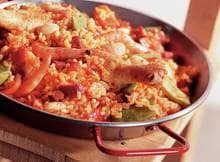 Dit rijstgerecht wordt overal in Spanje weer anders gemaakt, maar de eerste paella werd bereid in... inderdaad: Valencia! 