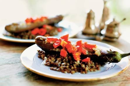 Gevulde aubergines met linzen