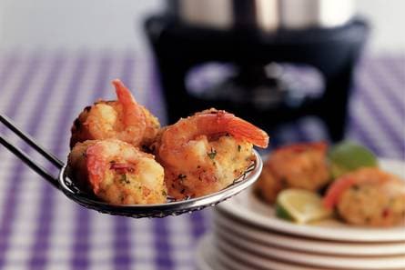 Pittige viskoekjes met cocktailgarnalen
