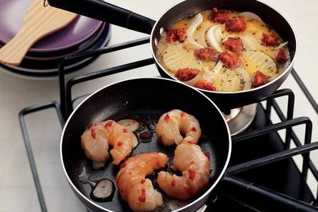 Pittige tijgergarnalen met knoflook