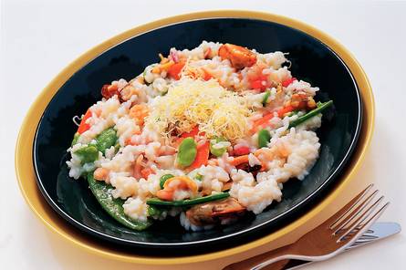 Risotto met lentegroenten en zeevruchten
