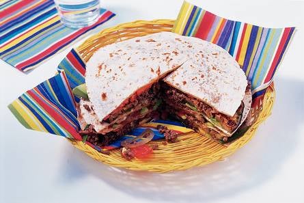 Hartige Mexicaanse stapeltaart