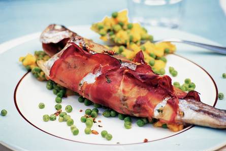 Gevulde forel met koolraappuree