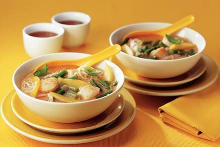 Thaise currysoep met coquilles en mango