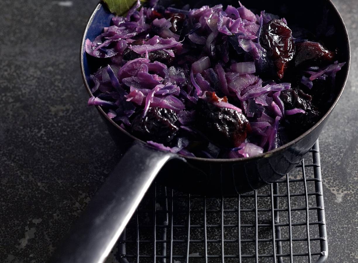 Rodekool met pruimen