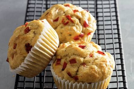 Kaasmuffins met rode peper