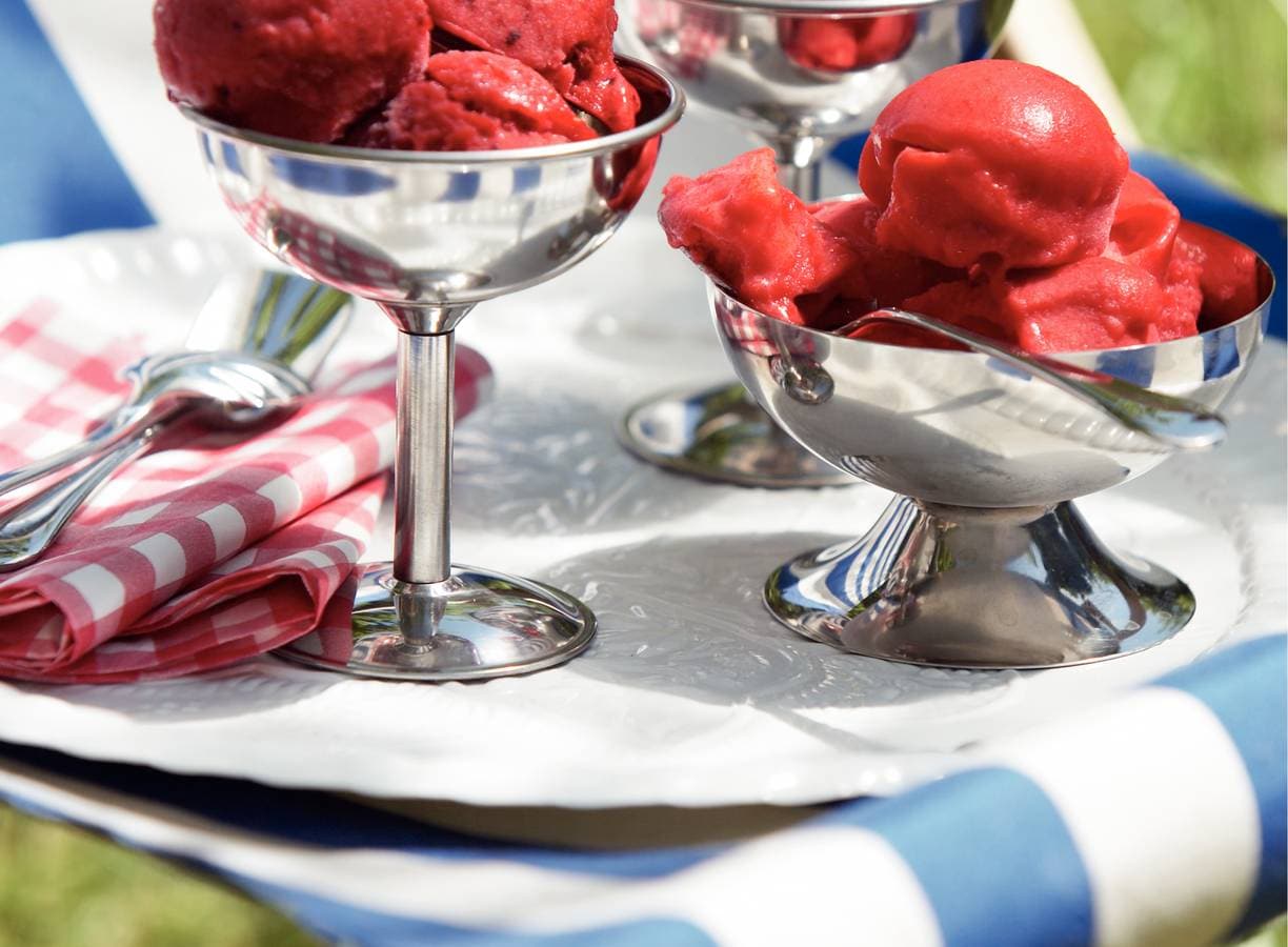 Frambozensorbet met rozenlikeur