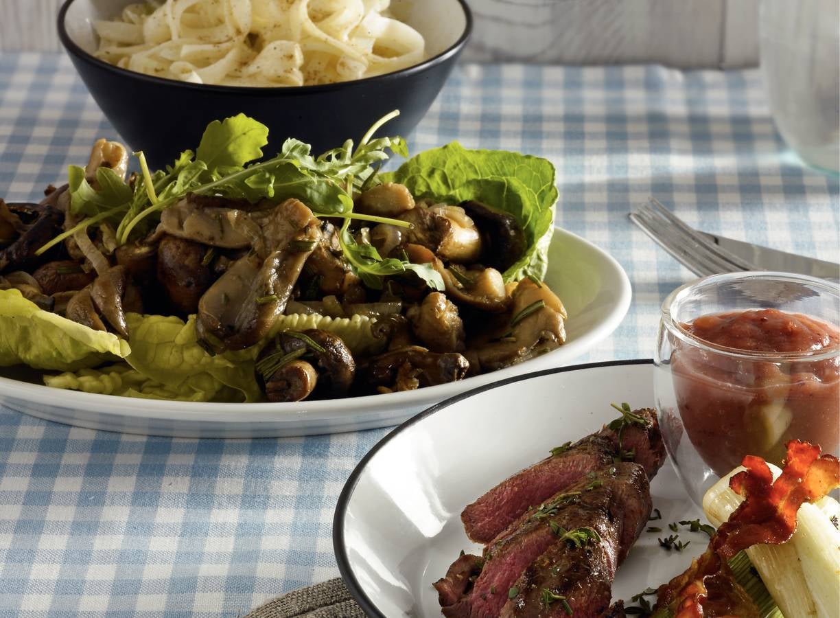 Geroosterde paddestoelen met balsamicodressing