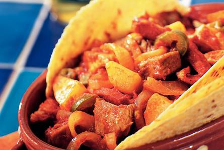 Varkensstoofpotje met chorizo en peper