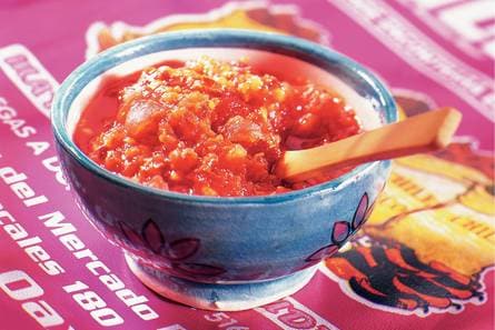 Pikante saus uit de vijzel