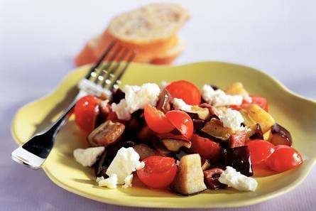Auberginesalade met tomaatjes