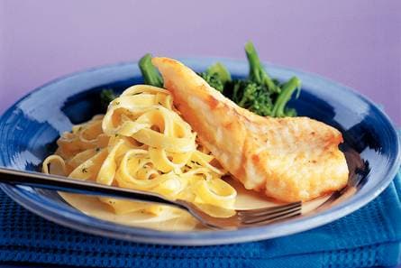 Kabeljauw met pasta en dillesaus