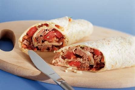 Tonijntortilla met rauwkost
