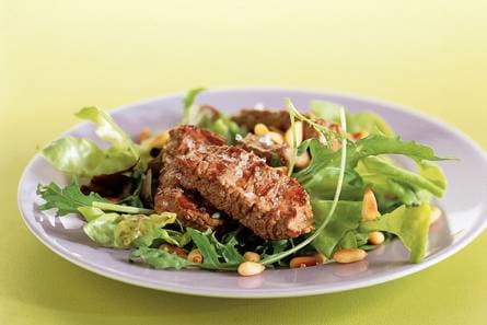 Salade met gegrilde biefstuk