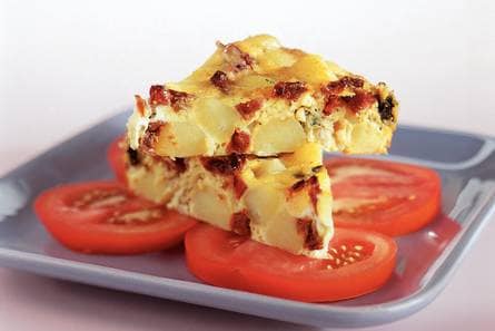 Spaanse aardappel-visomelet