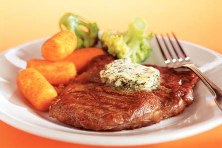 Ribeye met pestoboter