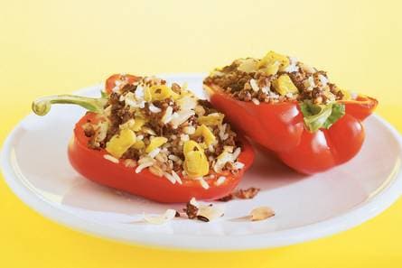 Pittig gevulde paprika's
