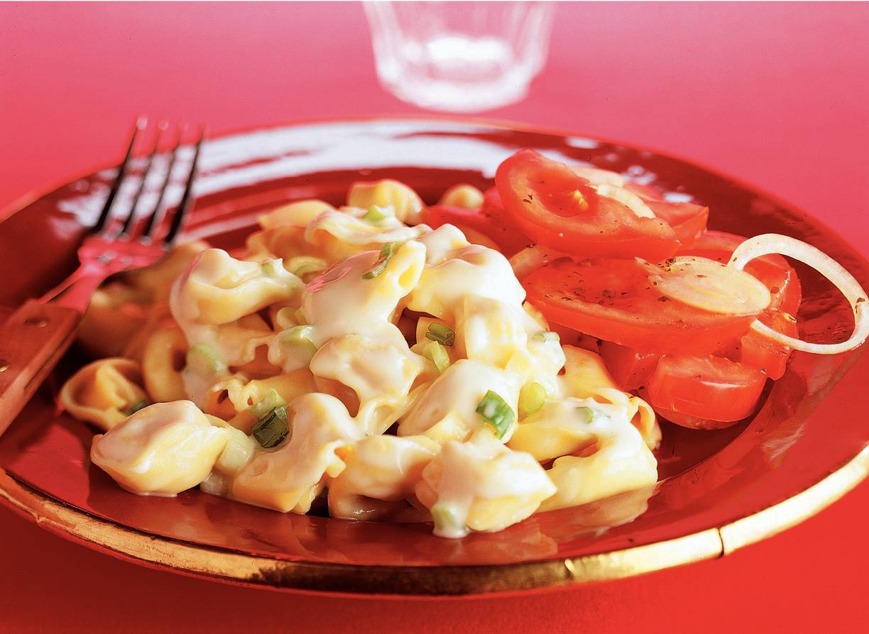 Gevulde pasta met kaas-bosuisaus