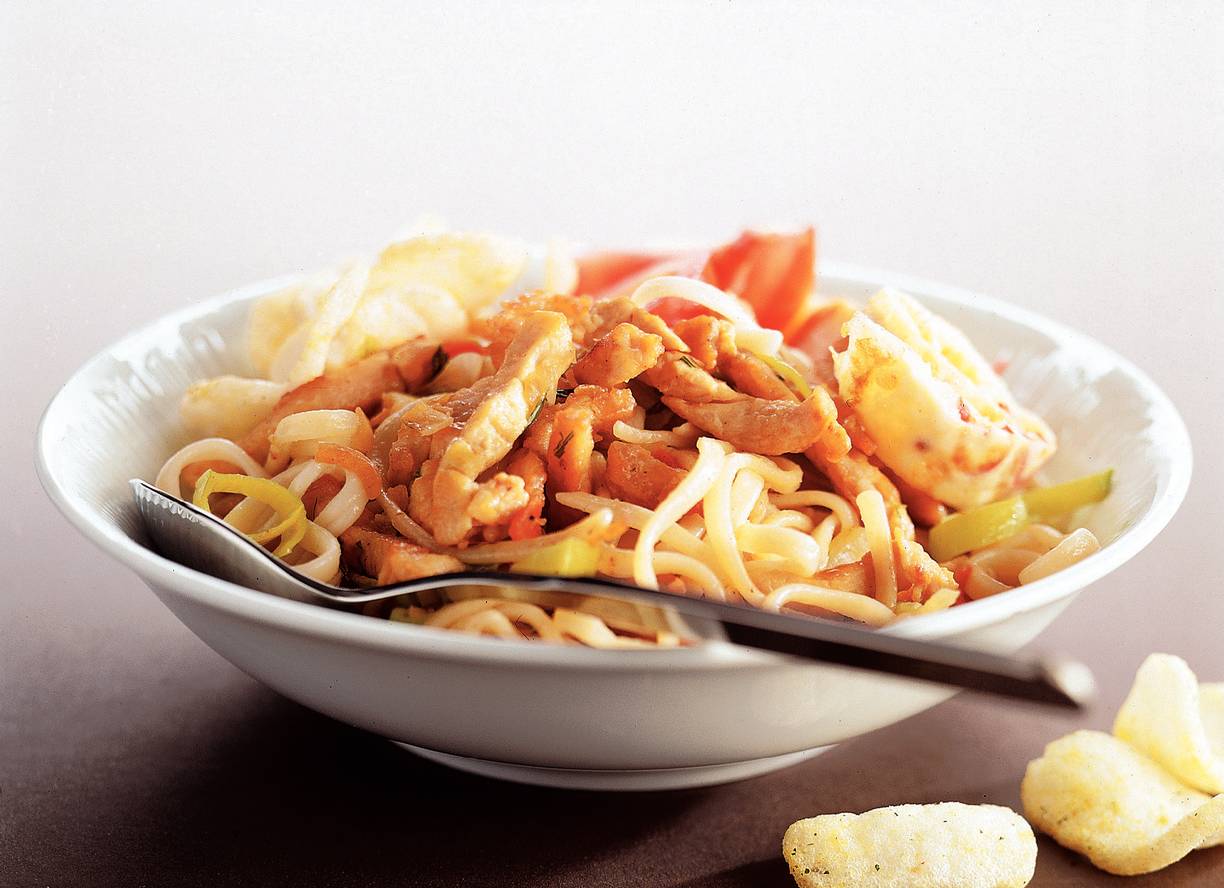 Bami met kalkoenreepjes