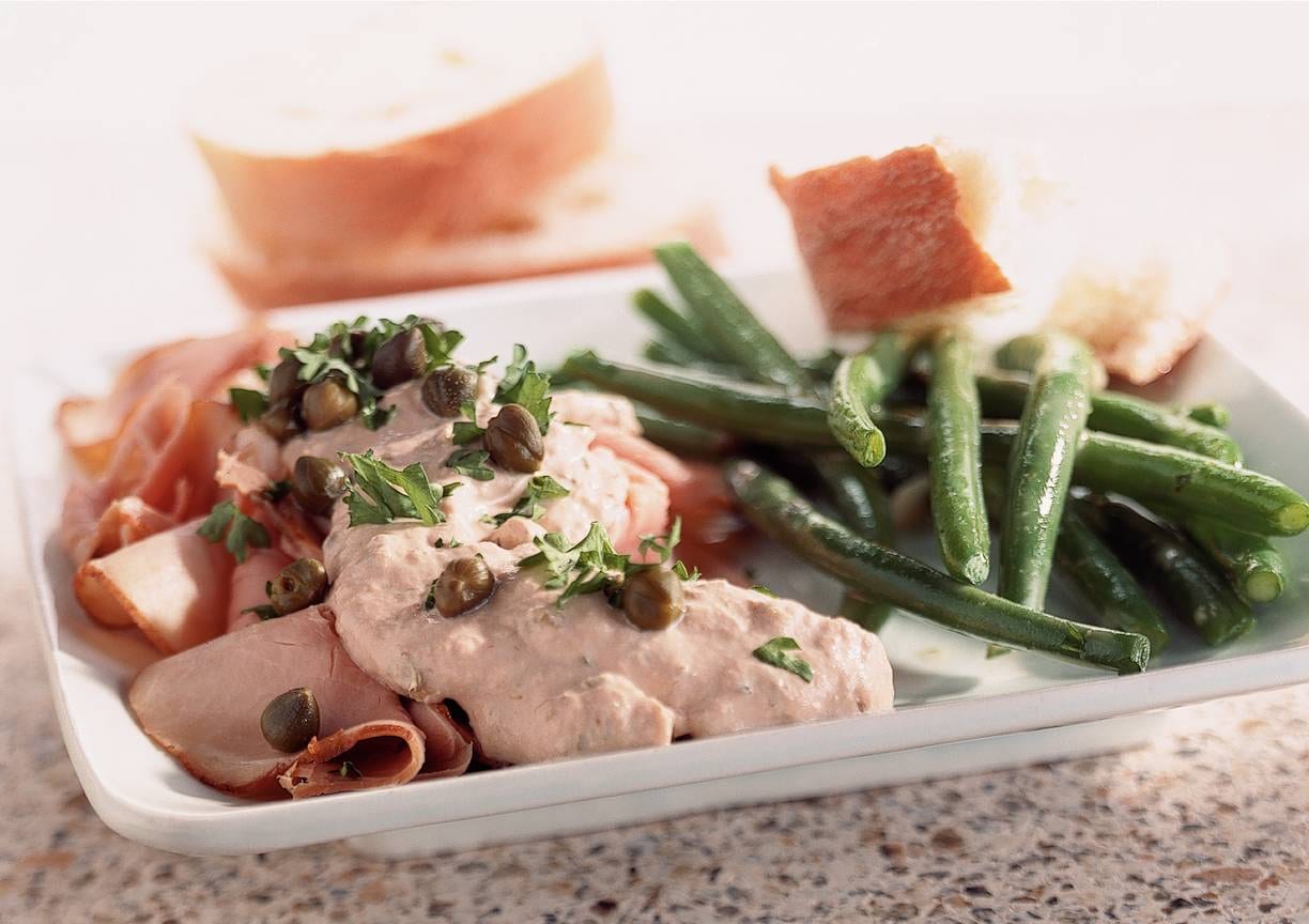 Fricandeau met tonijnsaus