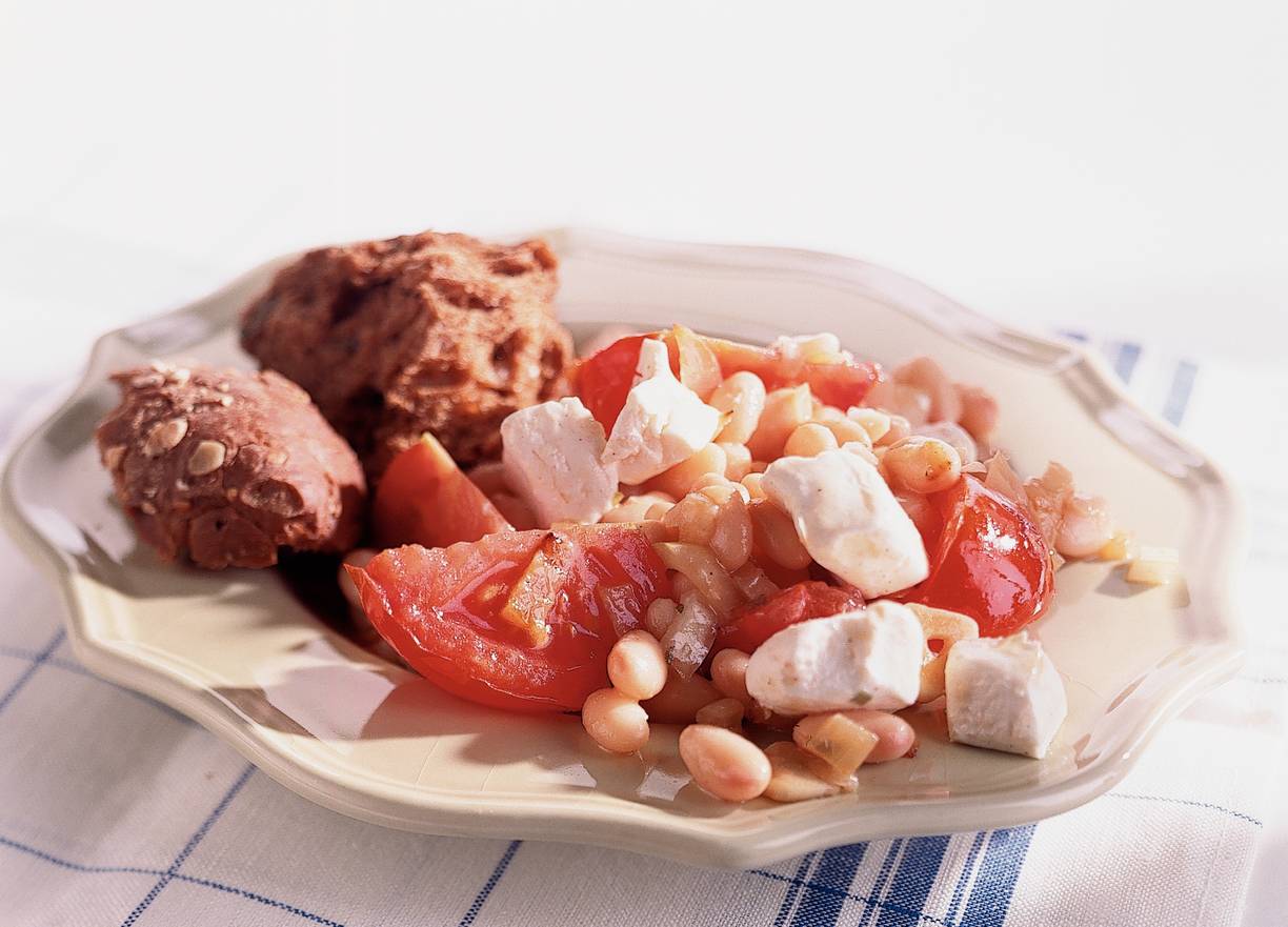 Warme bonensalade met geitenkaas