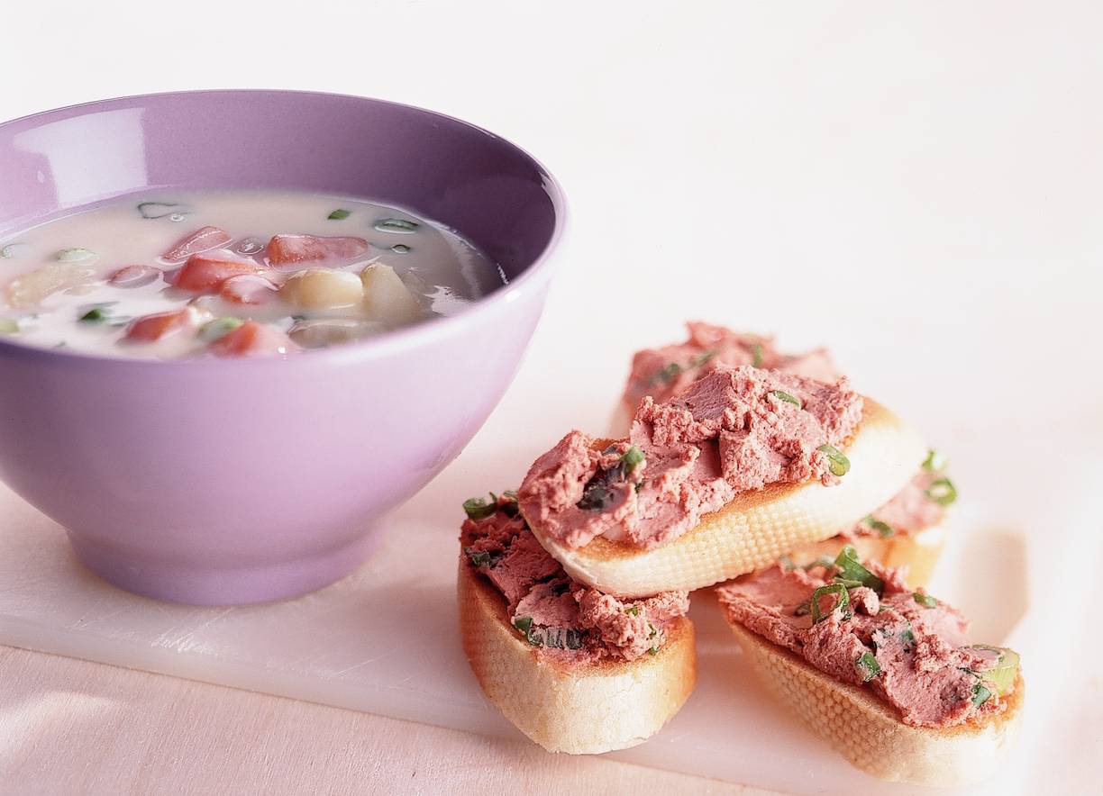 Aardappelsoep met patécrostini's
