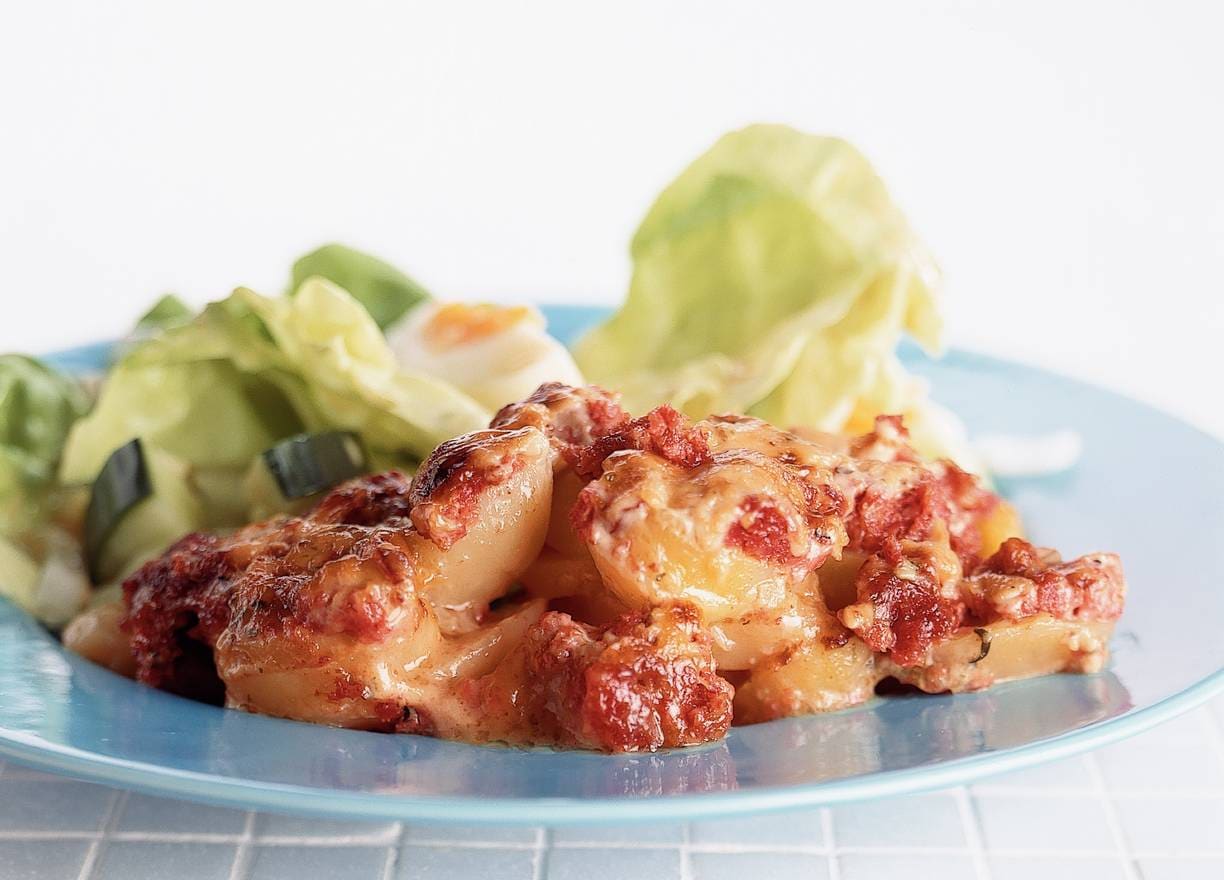 Aardappelschotel met kropsla