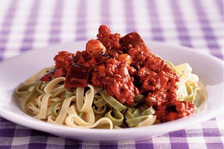 Tagliatelle met aubergine-quornsaus