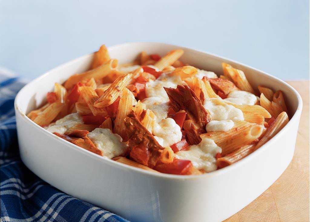 Gegratineerde penne met tonijn