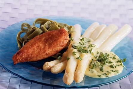 Asperges met witte wijnsaus