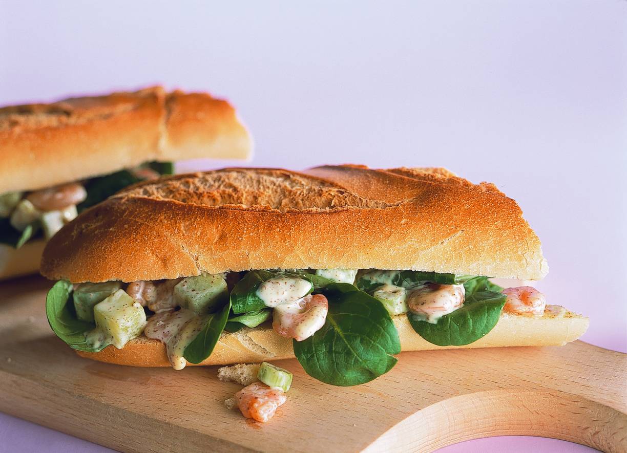 Stokbrood gevuld met garnalen