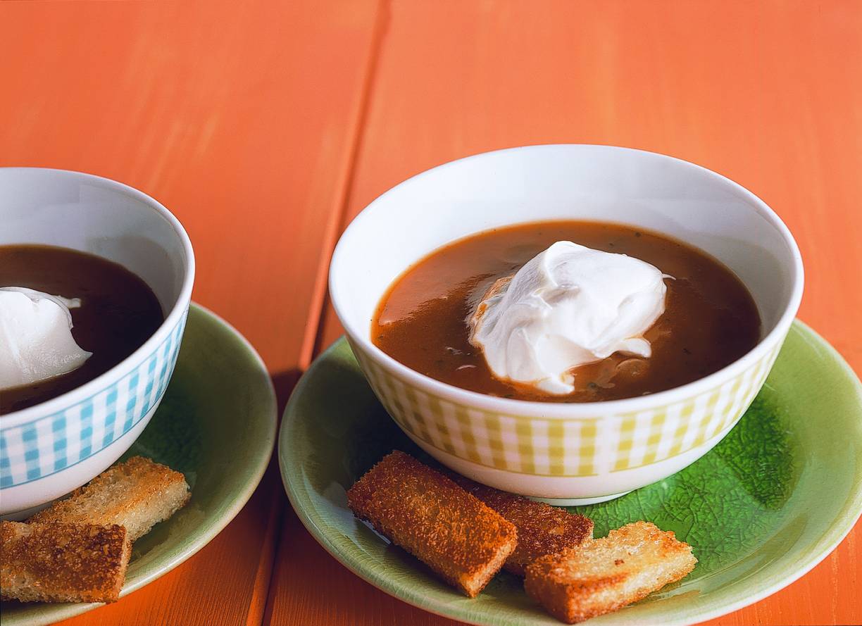 Tomatensoep met knoflookcroutons