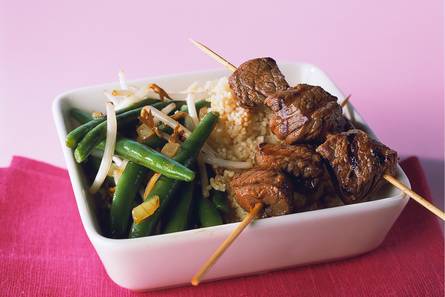 Couscous met biefstukspiesen