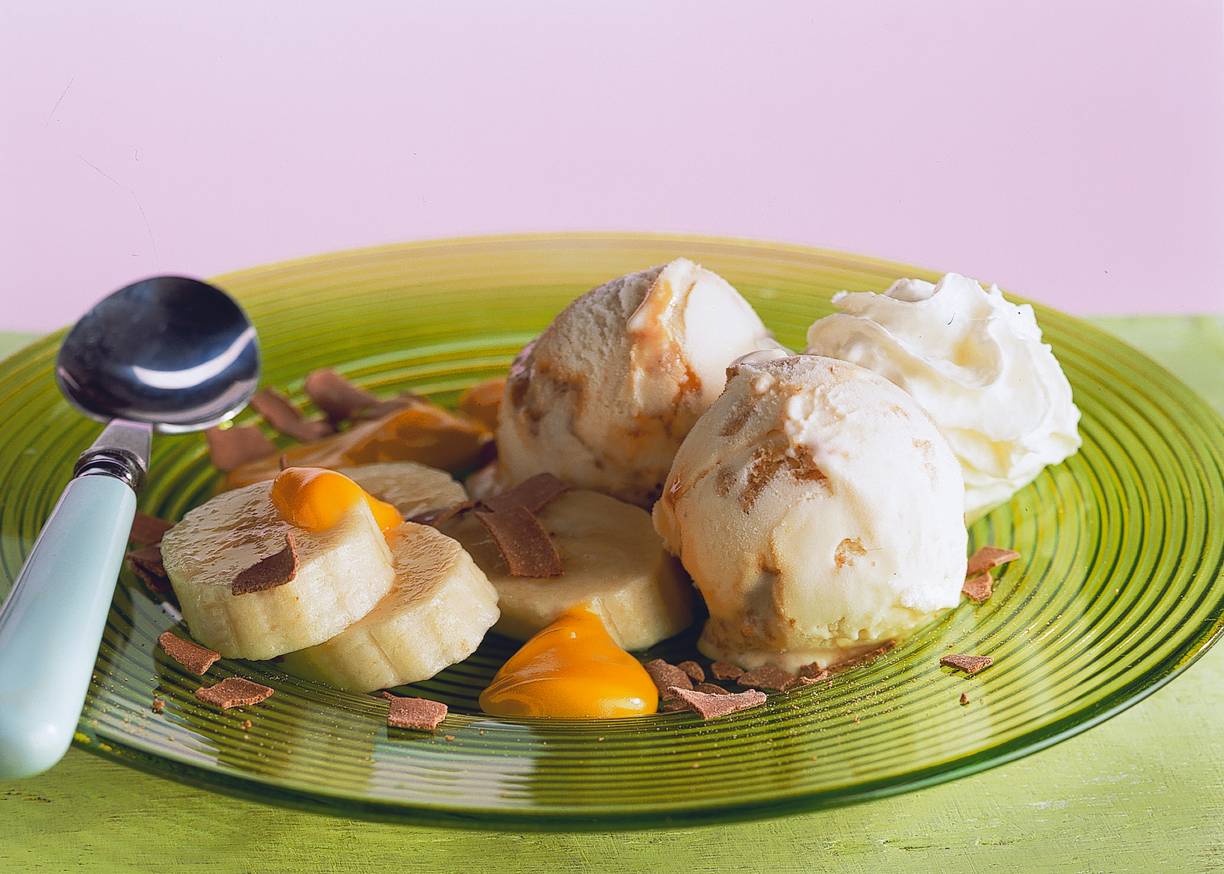 Banaanijs met advocaat