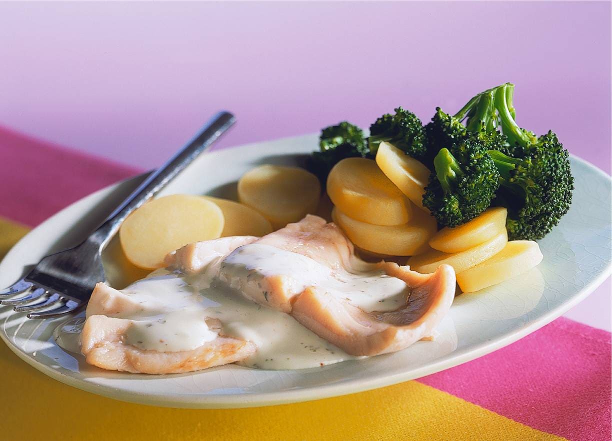 Roodbaars met tuinkruidensaus